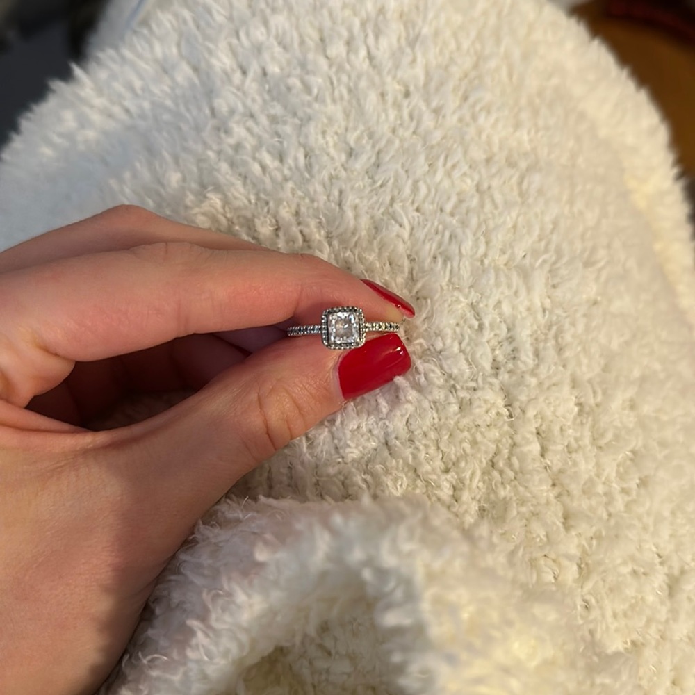 pandora ring